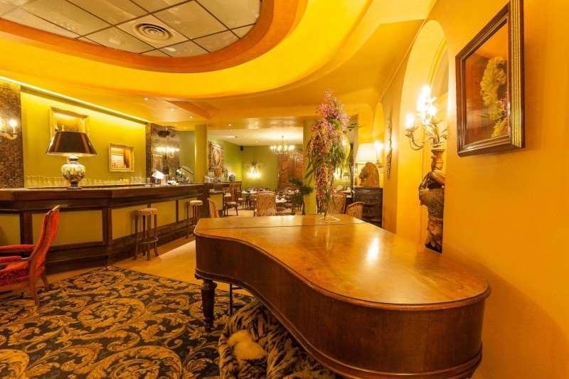 Hotel Cecilia Arc De Triomphe Paříž Restaurace fotografie